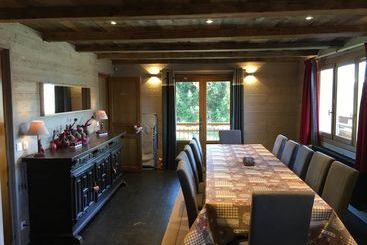 Chalet Campanules