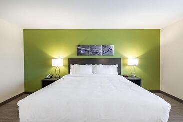 בית מלון כפרי Sleep Inn & Suites Mt. Hope Near Auction & Event Center