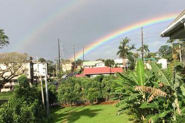 Hilo Bay Oceanfront Bed And Breakfast