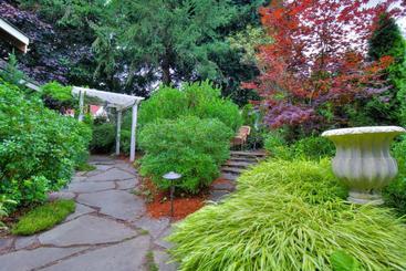 Argyle House Bed And Breakfast