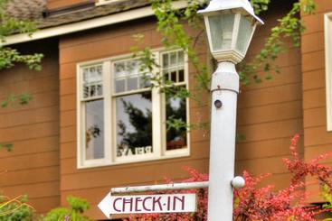 Argyle House Bed And Breakfast