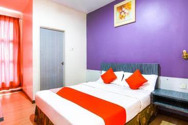 هتل Esplanade By Oyo Rooms
