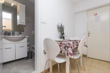 Apartments Garmaz