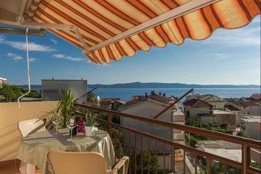 Apartments Garmaz