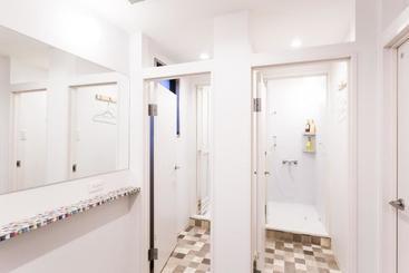 Rinia Hostel