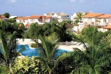 آپارتمانهای توریستها Sugar Hill Tennis Village B306 By Altman