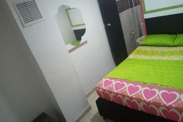 هتل El Amanercer Parque Del Agua Residencia Muy Central