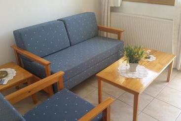 Pissouriana Hotel Apartments