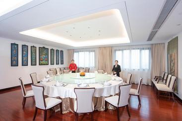 هتل Huading International