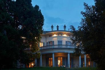 پانسیون Villa Platamone