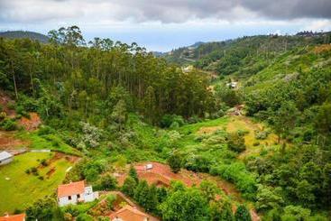 Cantinho Rural Camacha