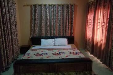 هتل Nass Lodge