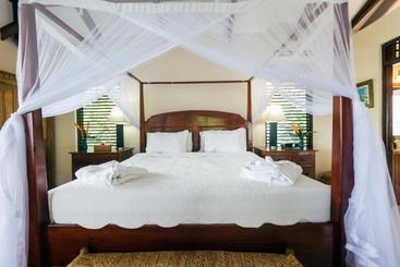 هتل Stonefield Villa Resort