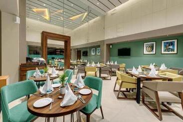 Отель The Fern Residency, Karad