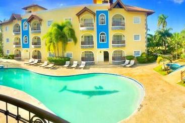هتل Da Grand Galeras By Stand Out S
