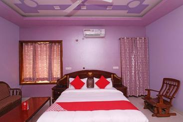 پانسیون Love Guest House By Oyo Rooms
