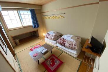 مبيت وإفطار Nozawa Dream Central