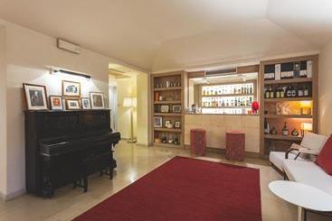 هتل Villa Martini
