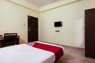 酒店 Deepansh Plaza By Oyo Rooms