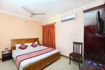 هتل Dreams Manor By Oyo Rooms