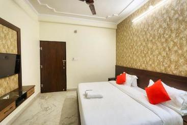 هتل Pulse Inn Near Railway Station Jaipur