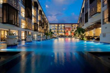 هتل The Trans Villa Bali