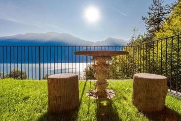هتل La Gardenia & Villa Oleandra