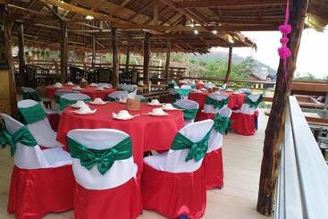 هتل Phalan Resort
