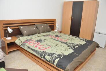 پانسیون Smeštaj Olivera Niška Banja