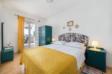 Apartmani Kala