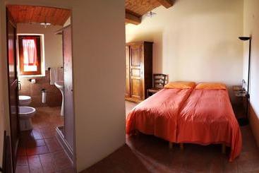 Girfalco Country House