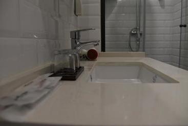 Hooray Ellte Valle Service Apartment Shanghai