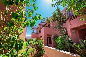 هتل Anais Suites