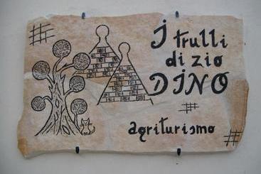 هتل روستایی Agriturismo I Trulli Di Zio Dino
