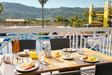 هتل Tui Magic Life Calabria   All Inclusive