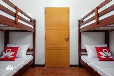 هاستل Zen Rooms Woodridge Mckinley Bgc