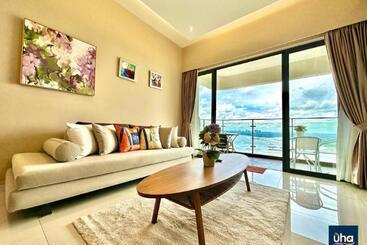 Пансион Country Garden Danga Bay @ Uha