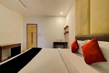 Hotel Capital O Swiss  Gstaad Near Hitech City