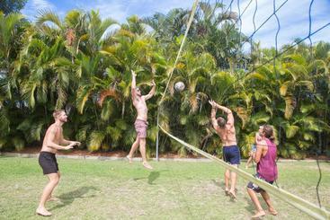 هاستل Backpackers Holiday Village