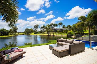 관광객 아파트 Grand Oasis At Sanctuary Cove