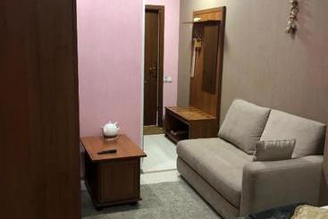 هتل Happy Home