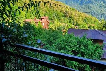 هتل Rodnik Guest House