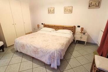 آپارتمان Residence Villa Cristina