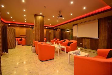 Al Ramla Al Hamra Furnished Units