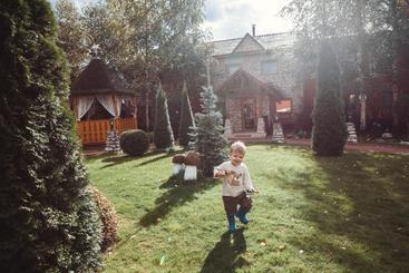 هتل Tsarskoe Podvoriye  Imperial Village  Comlex
