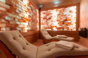 تختخواب و صبحانه Appartamenti La Villa & Spa