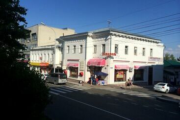 Hostel Romanov