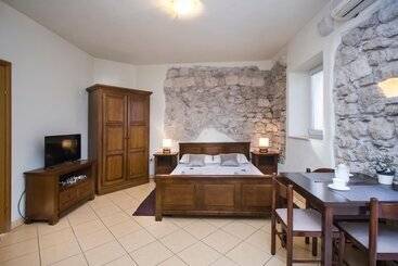 آپارتمانهای توریستها Apartments Selak