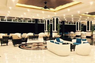 هتل Bintan Pearl Beach Resort
