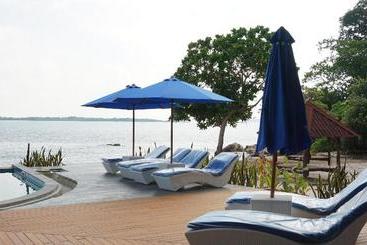 هتل Bintan Pearl Beach Resort